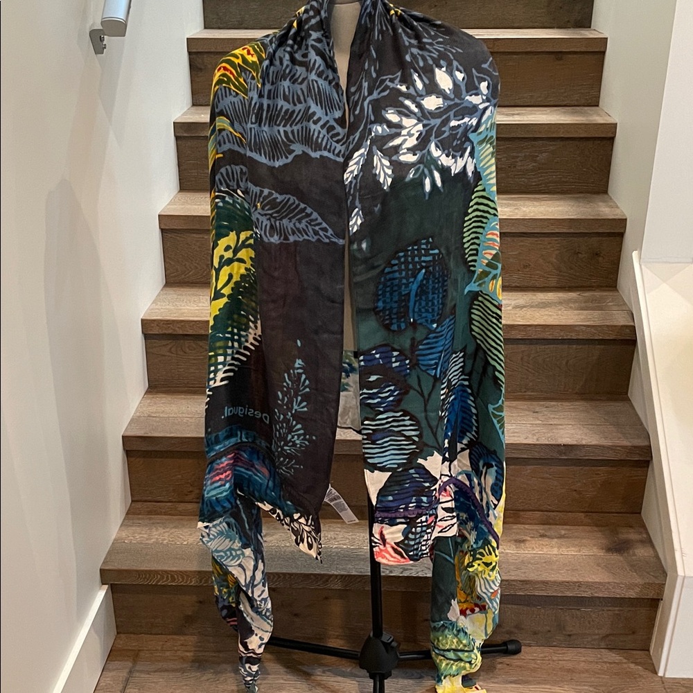 Desigual Multicolor Leaf Print Scarf